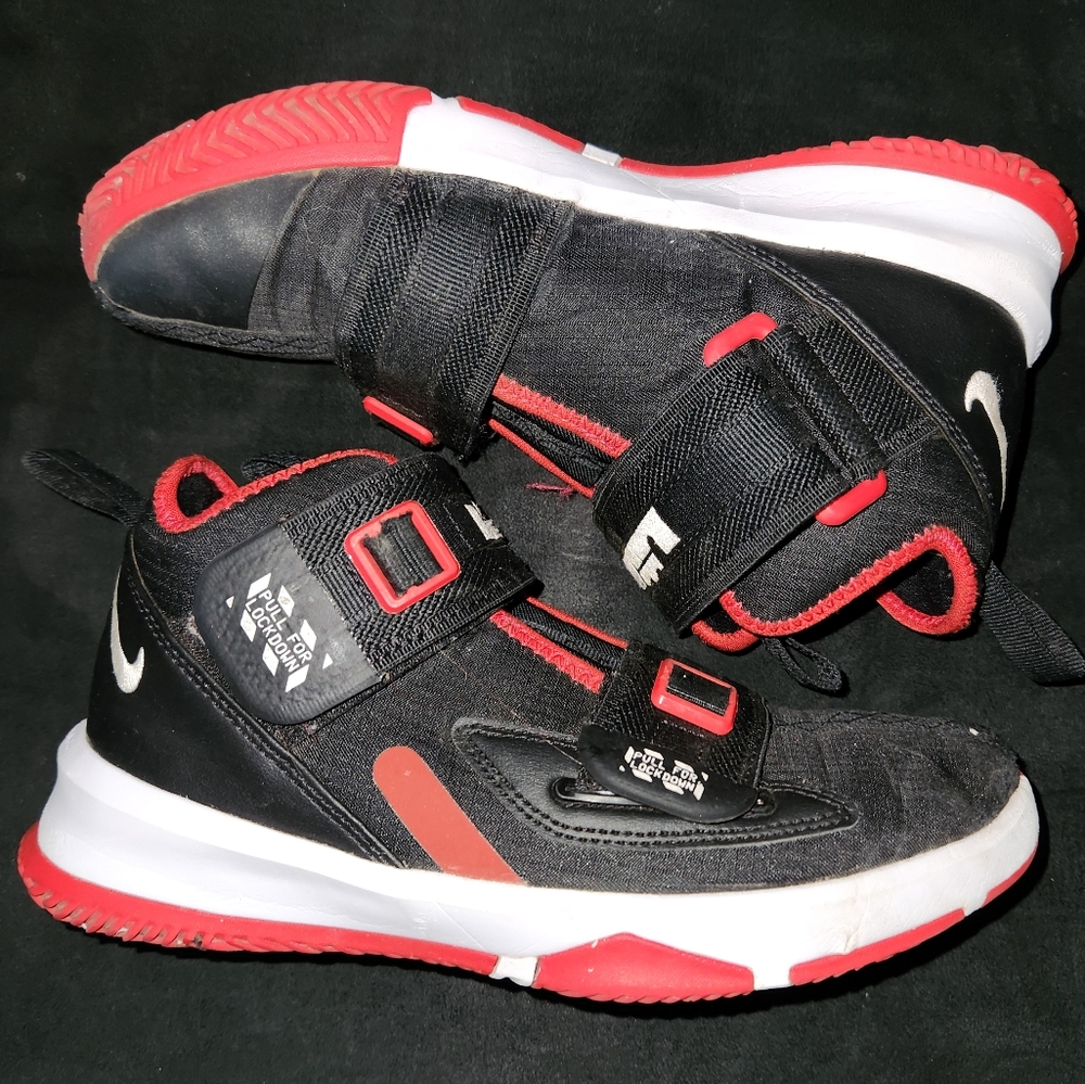 LeBron soldier 13